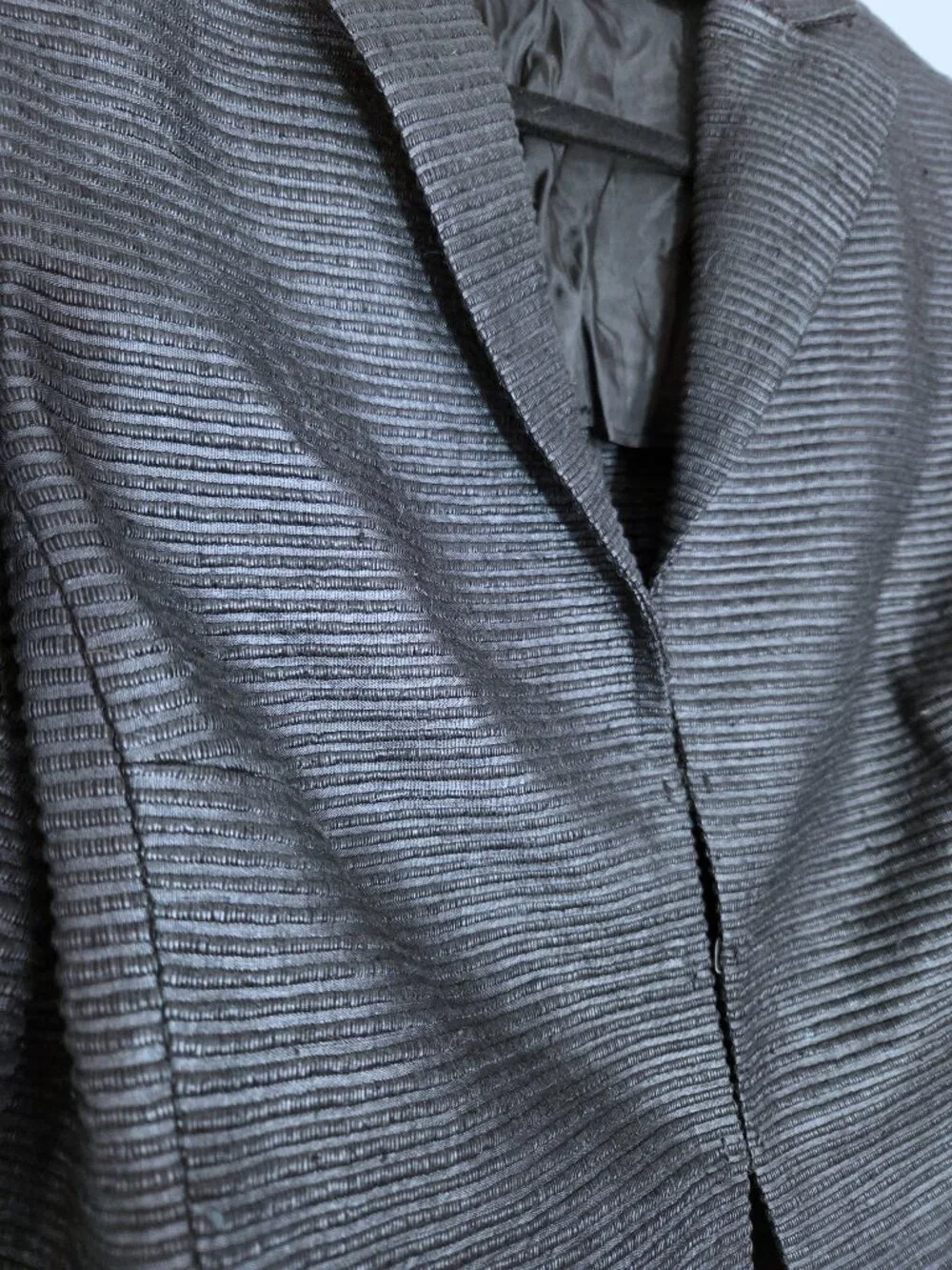 Akris Punto Dark Charcoal Gray Textured Blazer Size 8